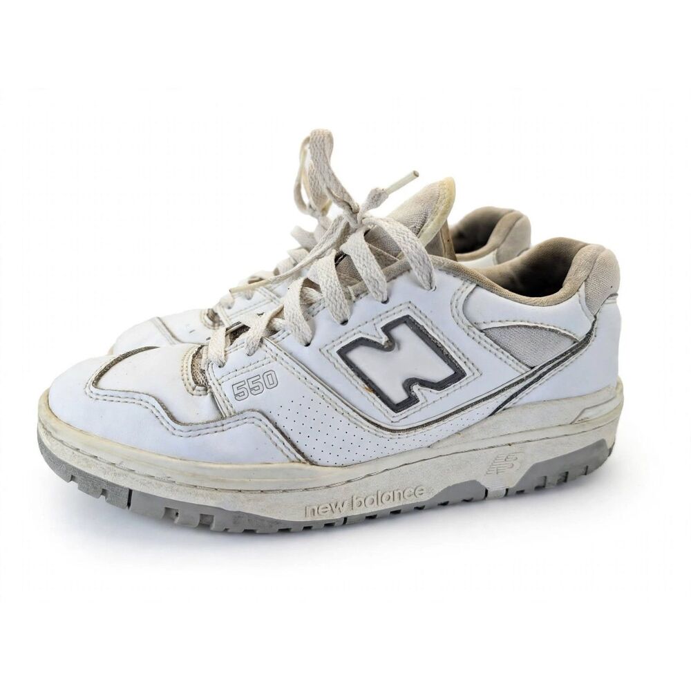New Balance 550 White Grey BB550PB1 Mens Size 9 Used Sneakers Low Top Lace Up